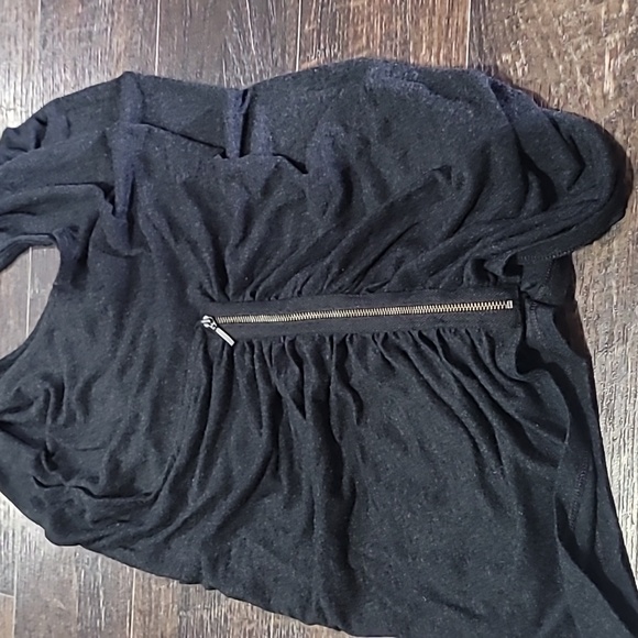 EUC, Banana Republic Ruched Zipper Top size Lg - Picture 6 of 6